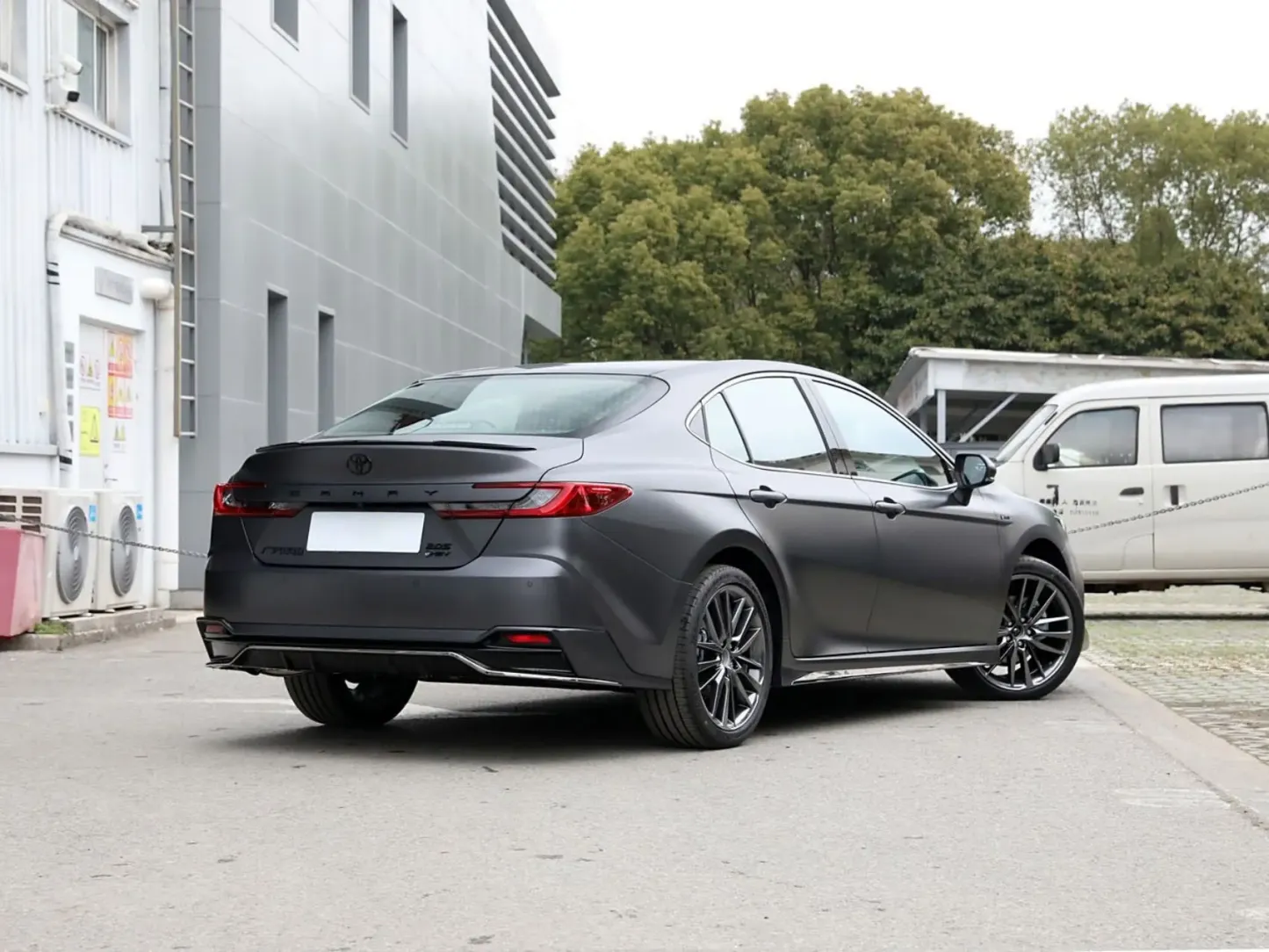 2024 2025 Toyota Camry Hybrid 2.0L 2.5L E-CVT  New Energy New Cars EV Used Vehicles