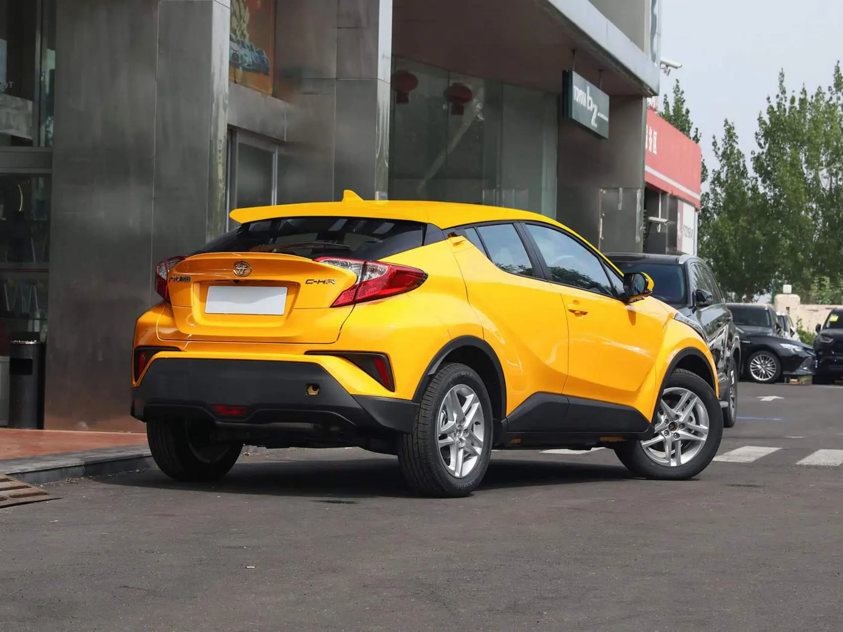 2023 Toyota C-HR 2.0L New Car Cheap Used Car Gasoline-electric Hybrid Automobile