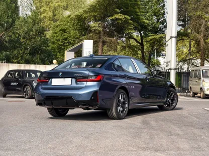 Used Car 2015 Bmw 3 Series Sedan Fuel Efficient Used Car Made in China Sedan Car Euro Vi Emission Sedan