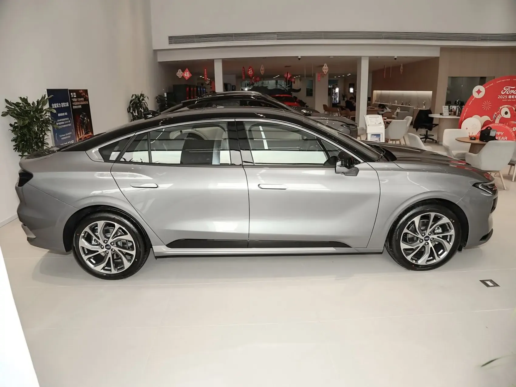 2025 Ford Mondeo New Cars 2WD 1.5T 2.0T 190hp 254hp High Performance Best Quality Mid-size Vehicle