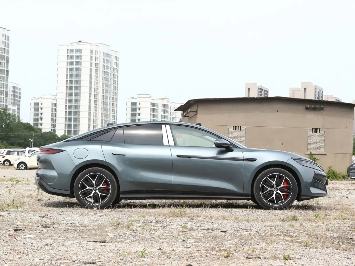 2025 BYD Han L DM-i 1.5T Range EV Vehicle New Energy Vehicle  High Performance Plug-in Hybrid Electric Vehicle