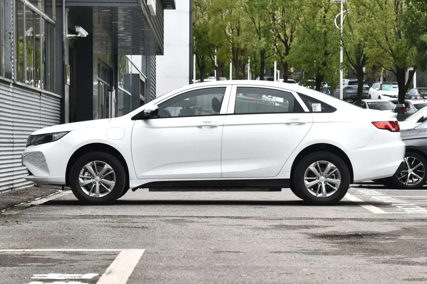 2019 2021 2022 Emgrand EV Used Cars Second Hand Electric Vehicles Affordable Preowned Autos