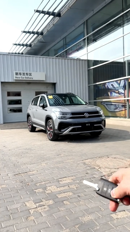 2024 2025 2026 Tharu New Cars Affordable Car Price Tuyue Compact SUV for Sale Luxury Vehicle