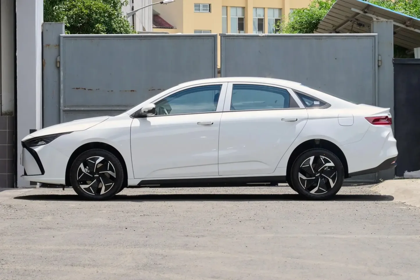 2024 Geely Geometry G6 410 500 KM New and Used Cars Best Cheap Second Hand Luxury Cars