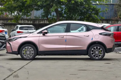 2022 Geely Geometry M6 New Car Used Vehicles the Cheapest Car Online Pre-owned Automobile