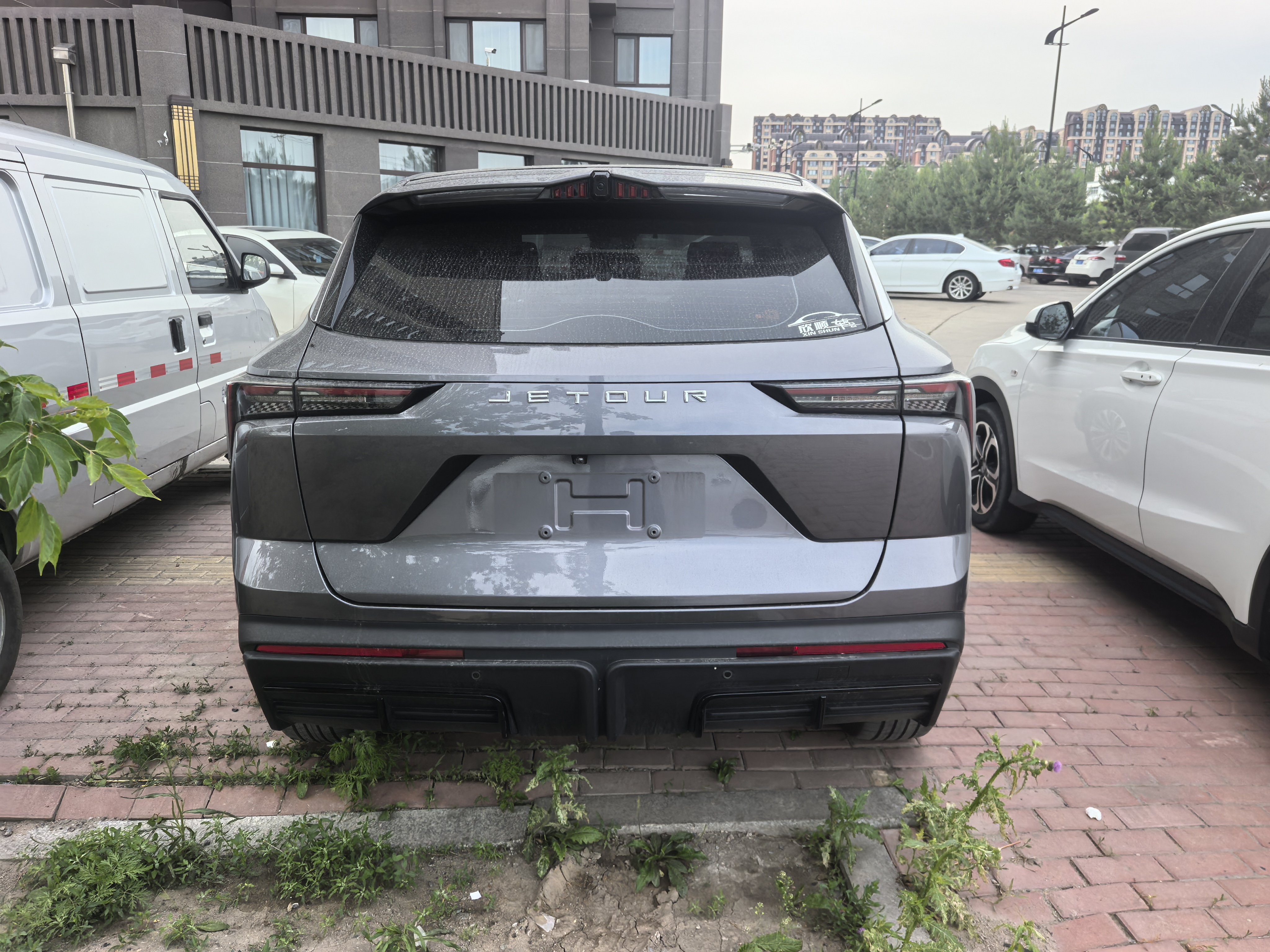 Used 2022 Jetour Dasheng/Dashing 1.6T DCT Wangzhe PLUS in Gray with 46,922 km
