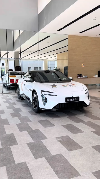 2025 Avatr 06 Pure Electric/Range Extension New Cars 5 Seats New Energy EV Car for Sales