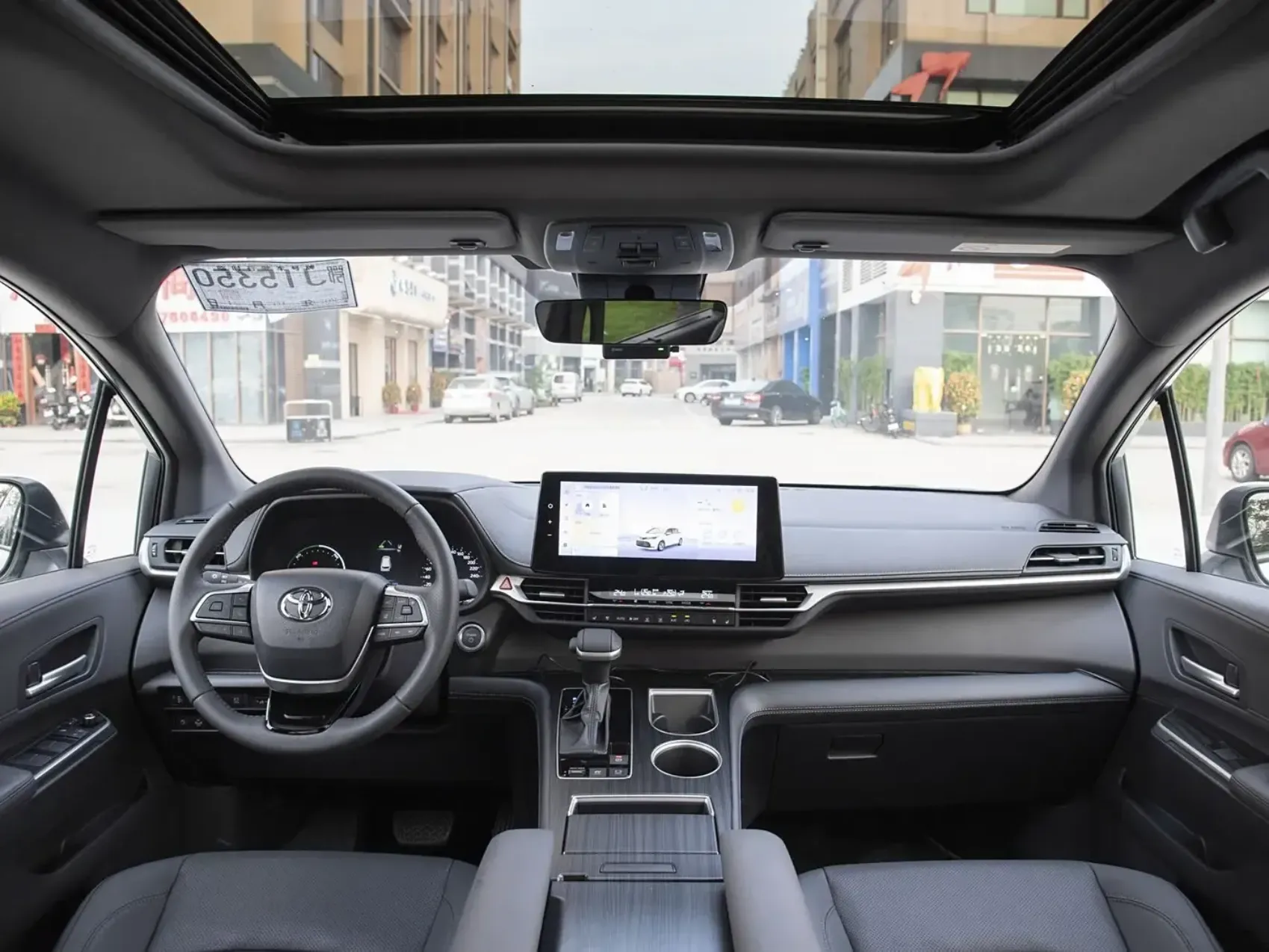 2024 Toyotaa Sienna MPV AWD Hybrid 2.5L 189PS L4 New Car