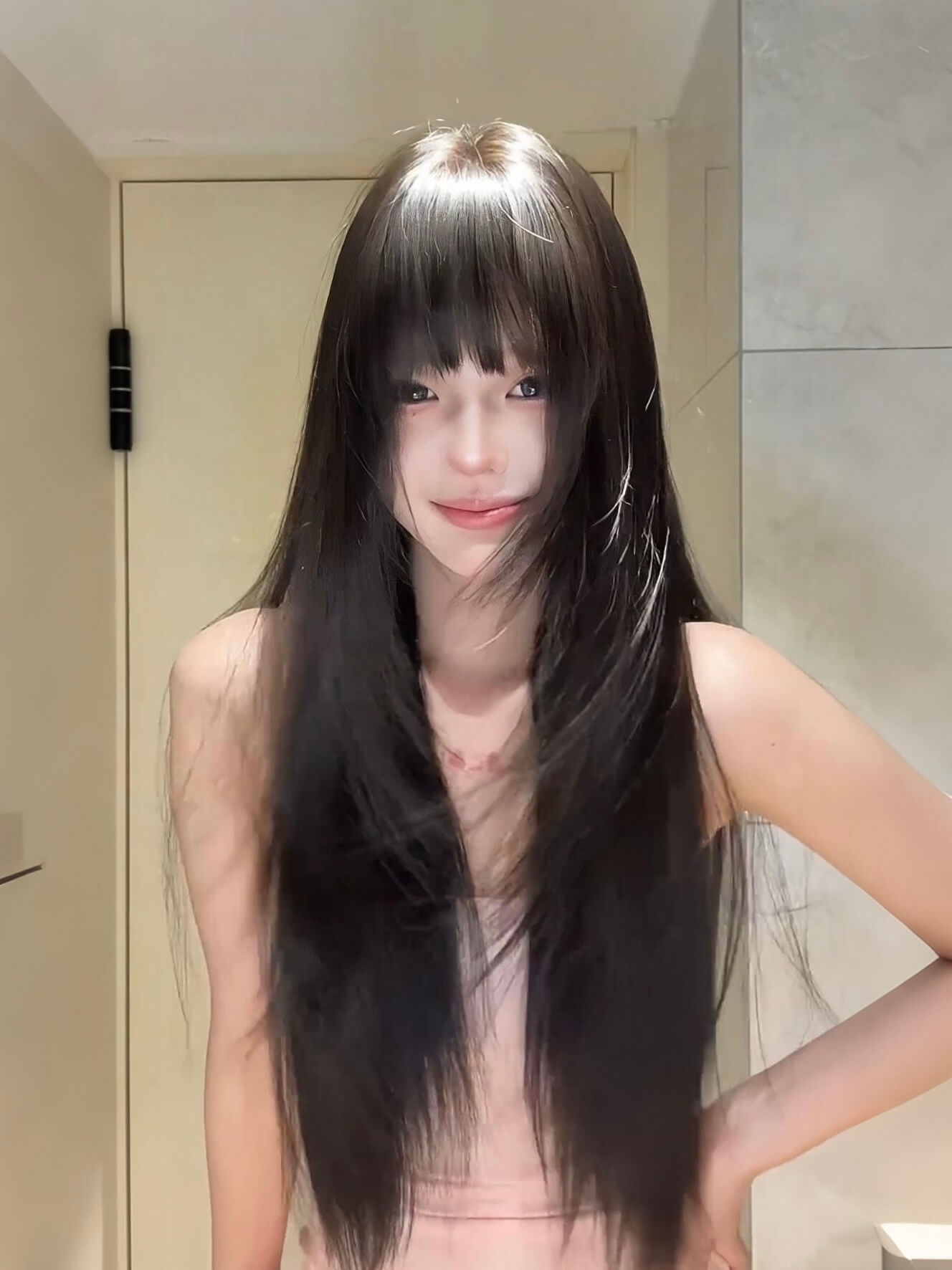 Moonlight🌙Long Straight Wig with Bangs – Refined Sideburns, Breathable & Natural, No Wig Cap Needed, 65–75cm