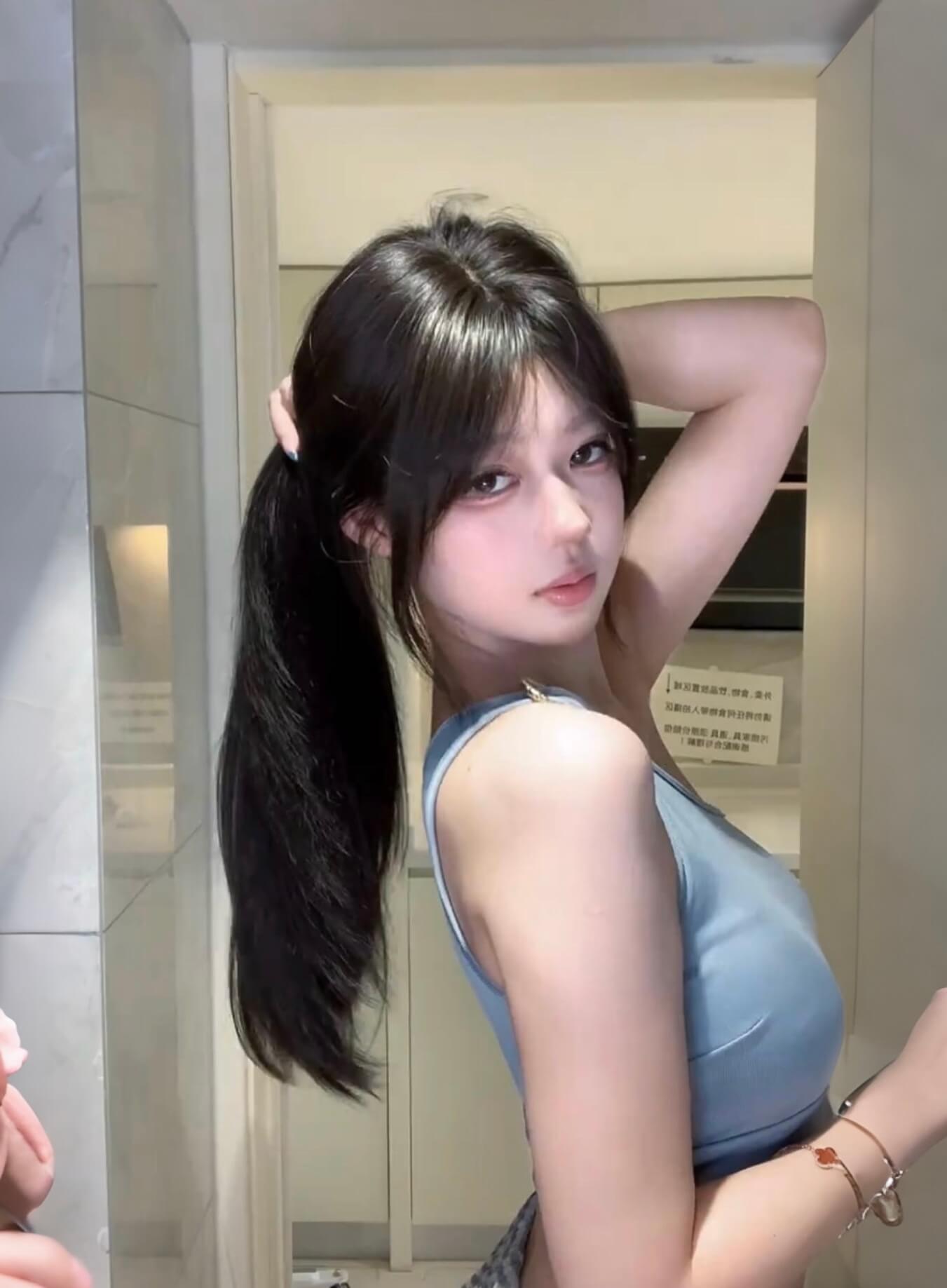 Moonlight🌙Long Straight Wig with Bangs – Refined Sideburns, Breathable & Natural, No Wig Cap Needed, 65–75cm