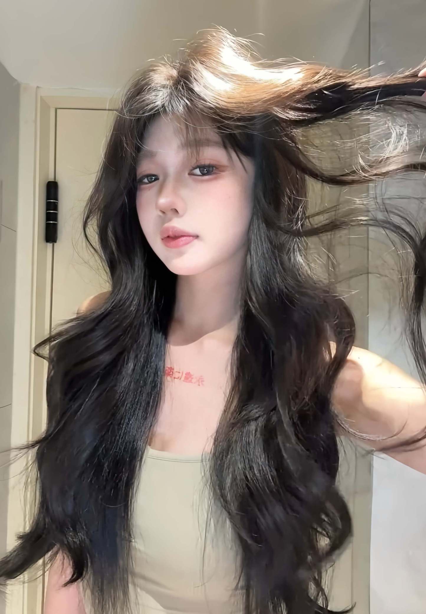 Heartbeat 💖  Middle-Part Wavy Topper – Exclusive Design, Natural Black, No-Wig-Cap Style, 65–75cm