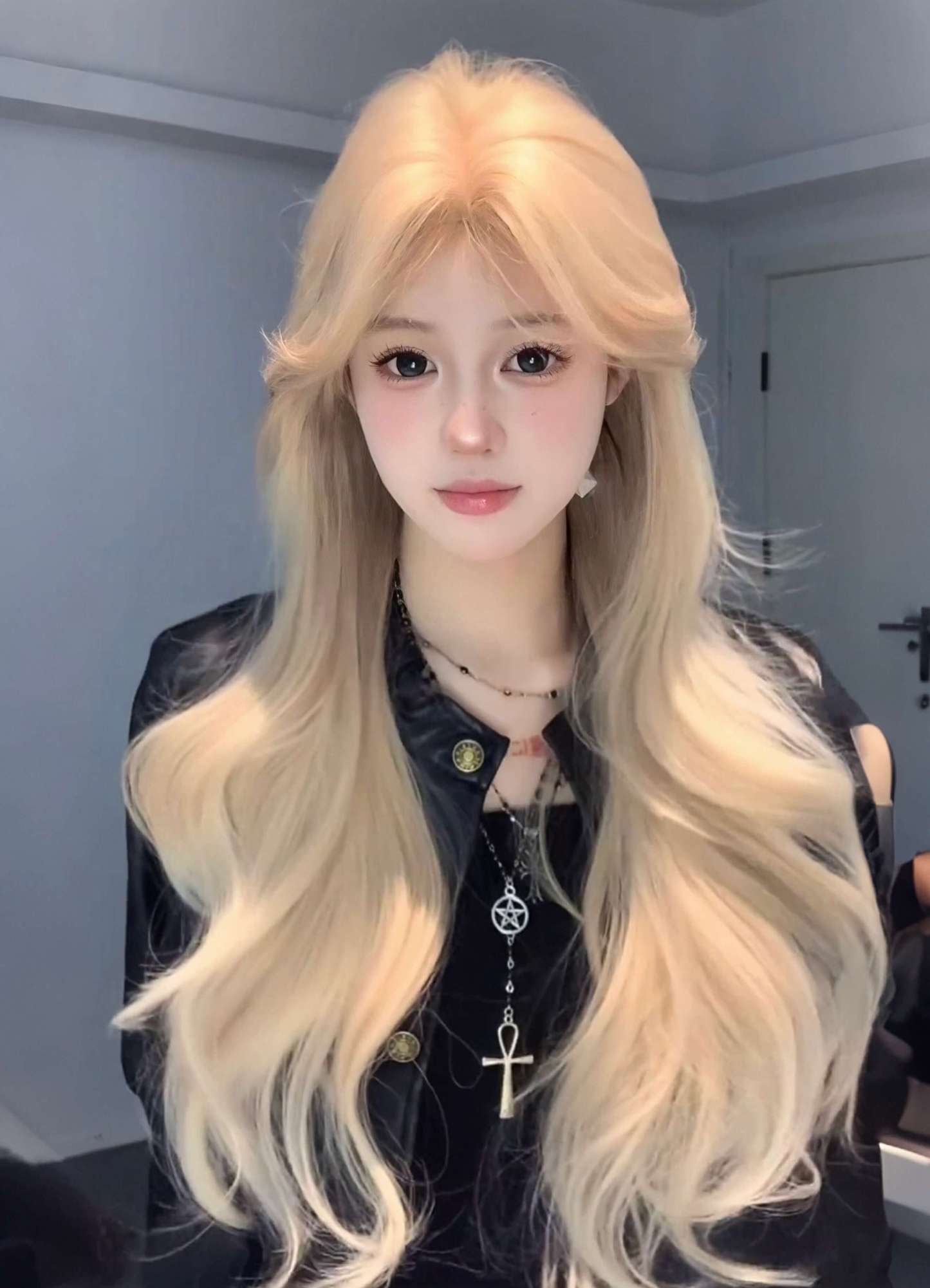 Starlight 💫 Blonde / Black / Brown / Orange Wig – Middle-Part Fringe, Straight / Wavy, Exclusive Design, Full Cap, 65–75cm