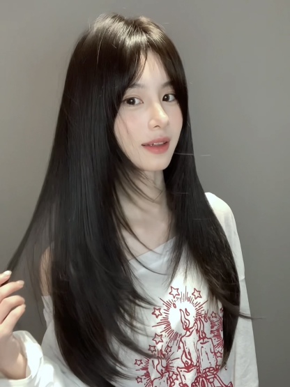 Morning Light 🌻 Middle-Part Straight Topper – Face-Framing Design, Natural Black, No-Wig-Cap Style, 65–75cm