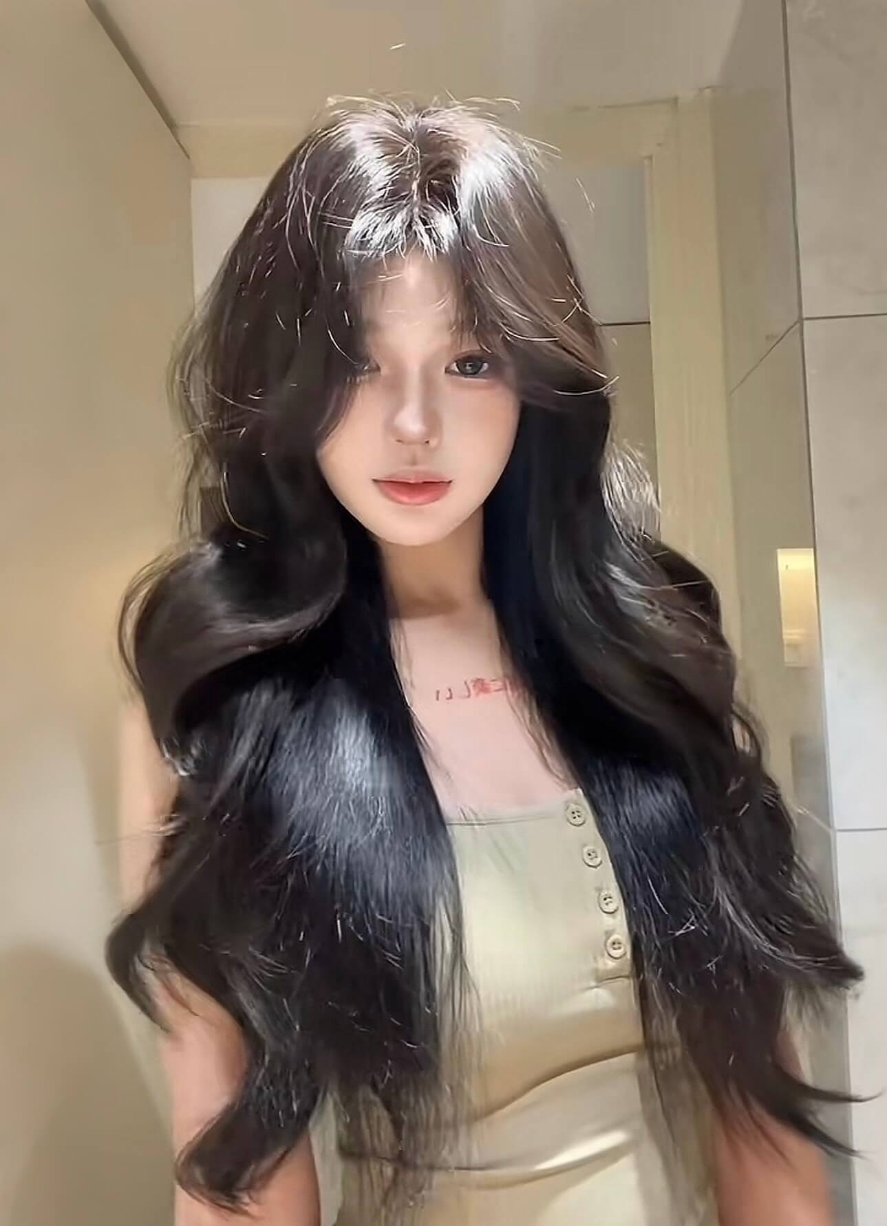 Heartbeat 💖  Middle-Part Wavy Topper – Exclusive Design, Natural Black, No-Wig-Cap Style, 65–75cm