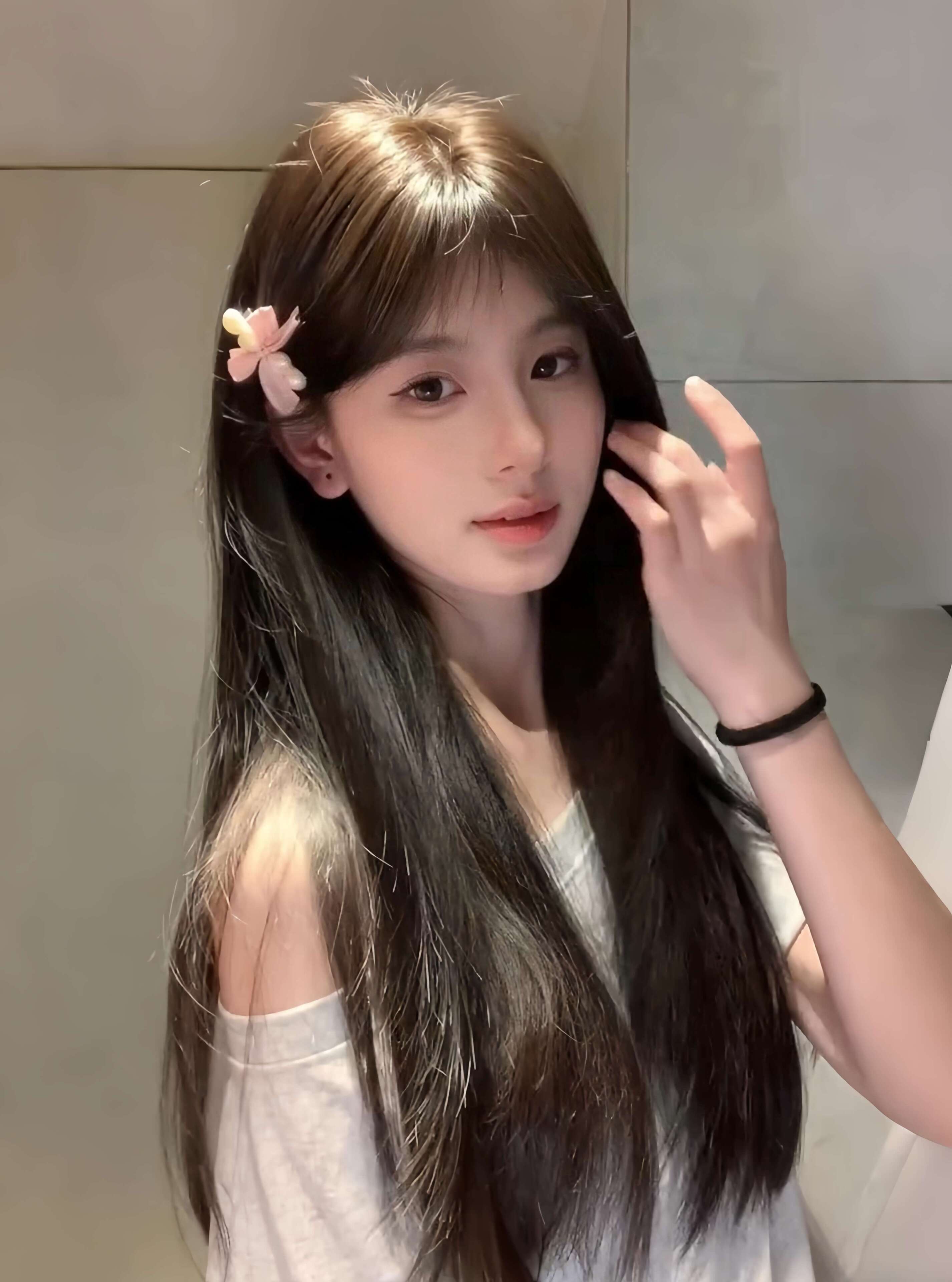 Lingering Love💧Long Straight Wig – Middle-Part, Face-Framing Hairline, Natural & Breathable, Full Cap (65–75cm)