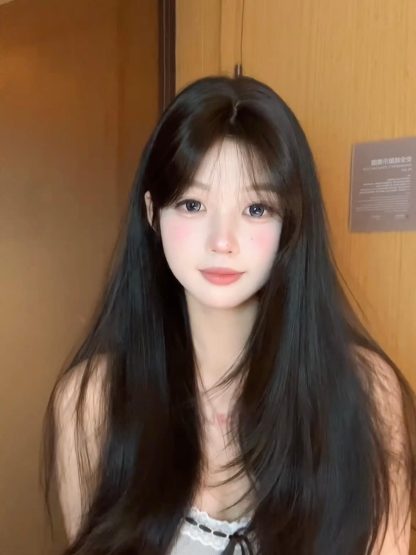 Whisper Layered Long Straight Wig – Refined Sideburns, Natural & Breathable, Full Cap, 60–70cm