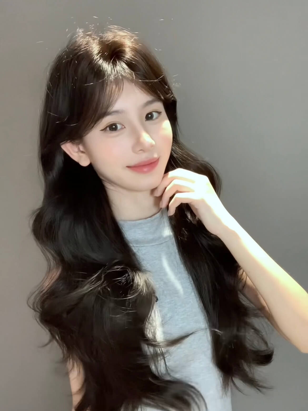 Heartbeat 💖  Middle-Part Wavy Topper – Exclusive Design, Natural Black, No-Wig-Cap Style, 65–75cm