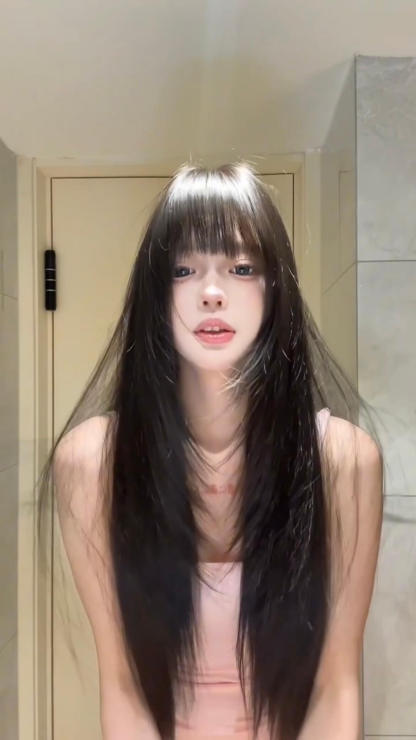 Whisper Layered Long Straight Wig – Refined Sideburns, Natural & Breathable, Full Cap, 60–70cm