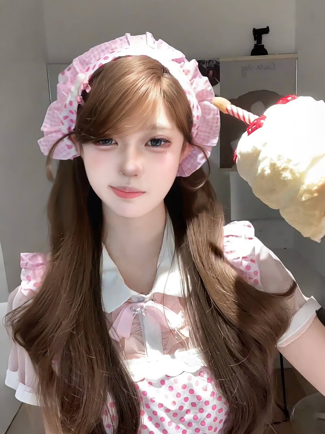 Cookie 🍪 Middle-Part Brown Wavy Wig – Natural & Silky, Full Cap, 65–75 cm