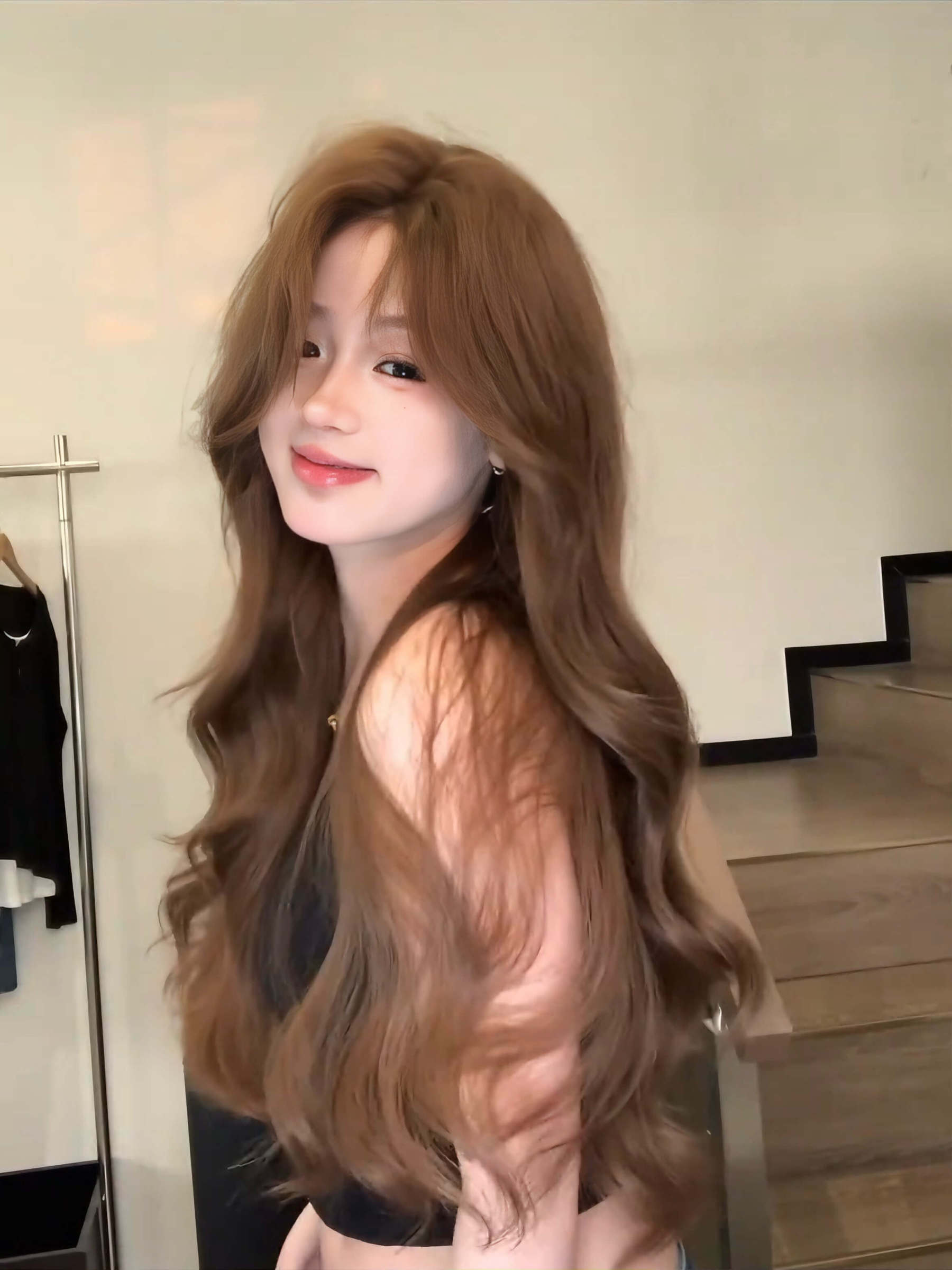 Cookie 🍪 Middle-Part Brown Wavy Wig – Natural & Silky, Full Cap, 65–75 cm