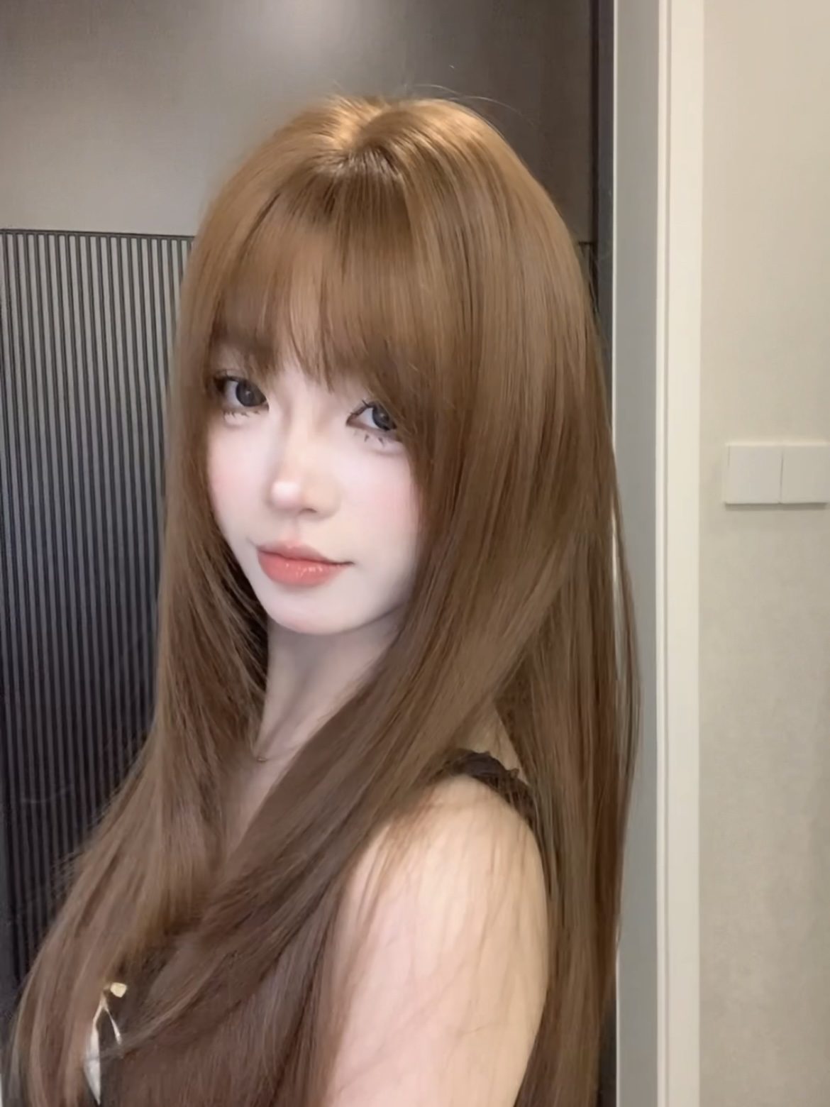 Sweet ❤ Bean Sun-Brown Long Straight Wig – Layered & Youthful Design, Full Cap, 60–70cm