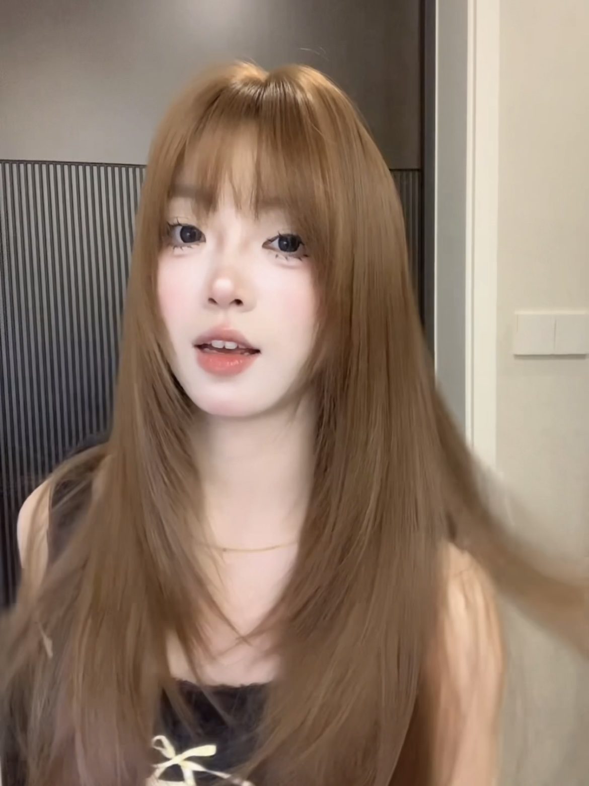 Sweet ❤ Bean Sun-Brown Long Straight Wig – Layered & Youthful Design, Full Cap, 60–70cm