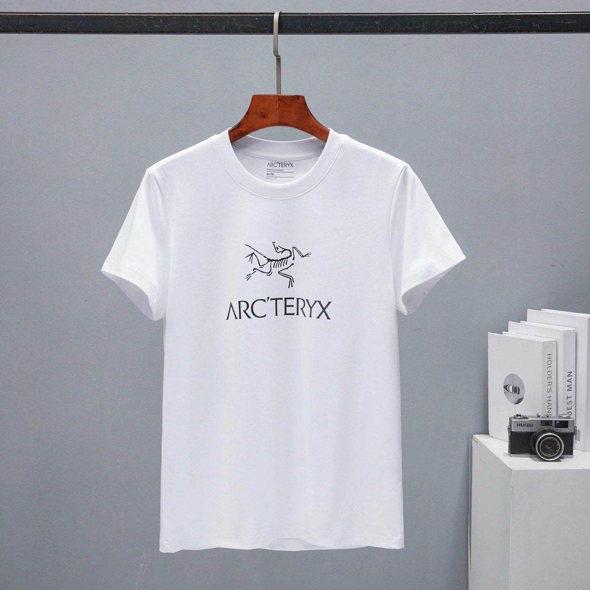 ARC’TERYX＊プリントロゴグラフィック 24SS Tシャツ ユニセックス