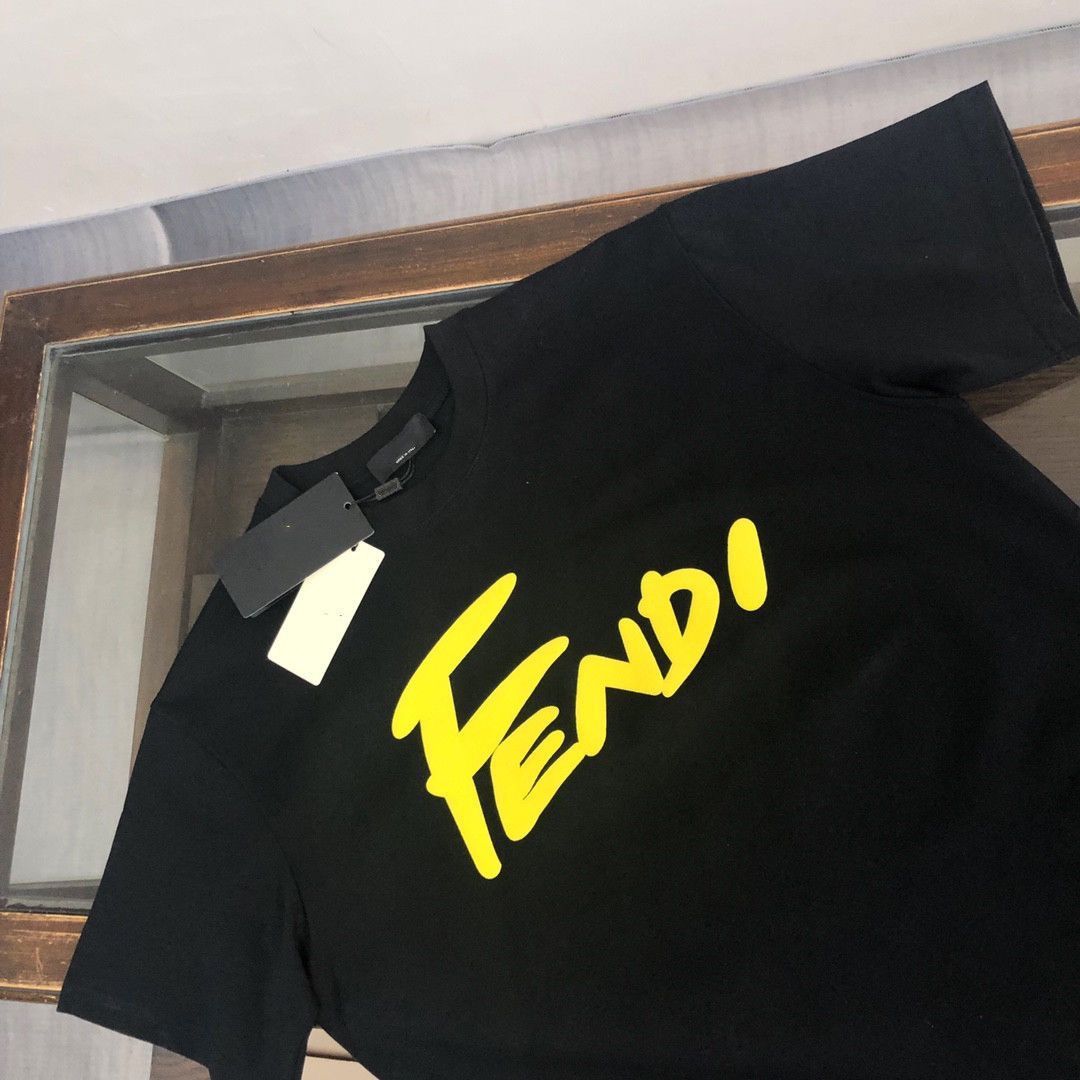 【FENDI公式旗艦店】 Tシャツ ご好評に付き再入荷!