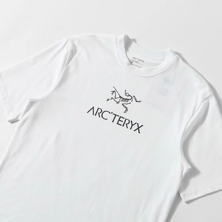 ARC’TERYX＊プリントロゴグラフィック 24SS Tシャツ ユニセックス