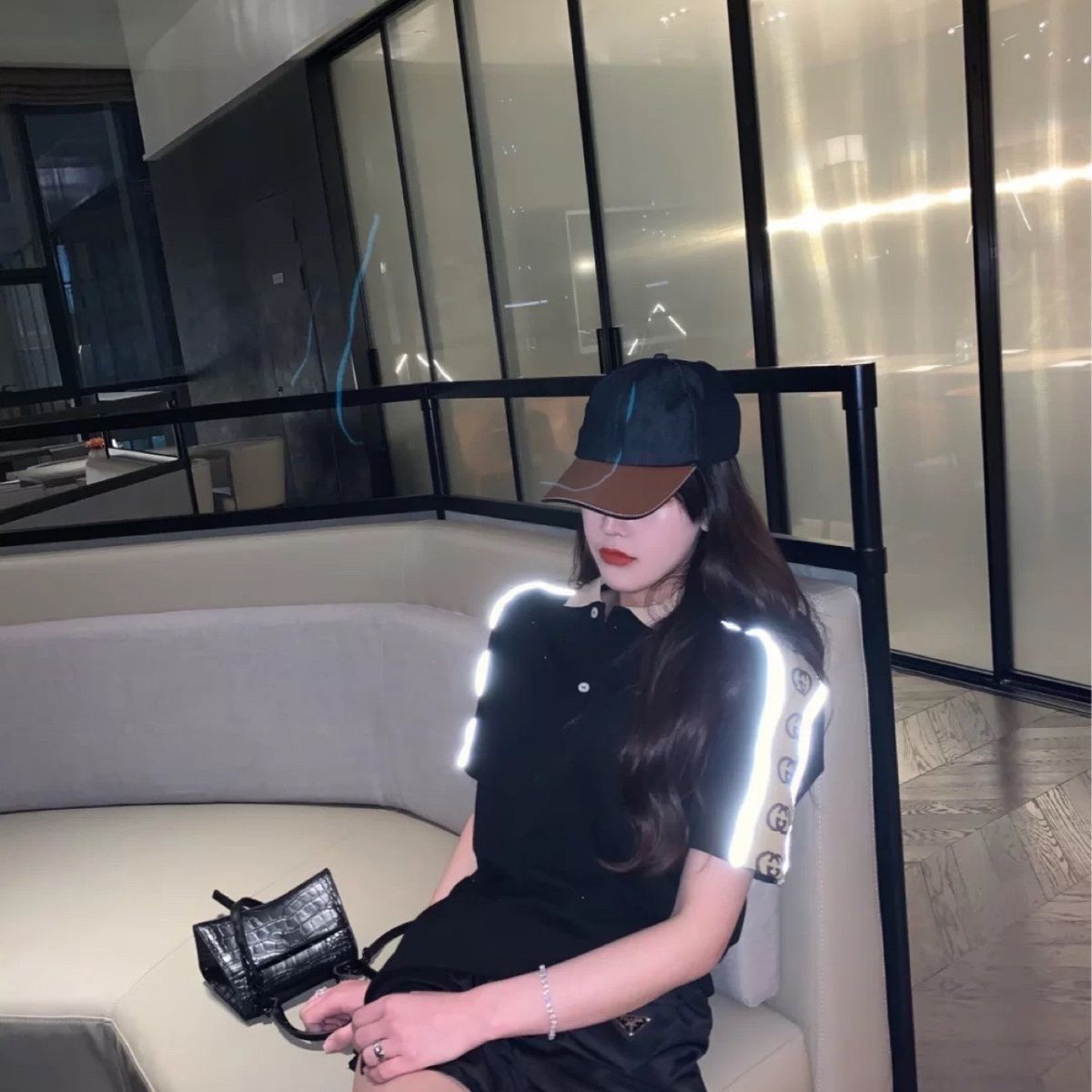 【Gucci 】（グッチ）Tシャツ ご好評に付き再入荷！