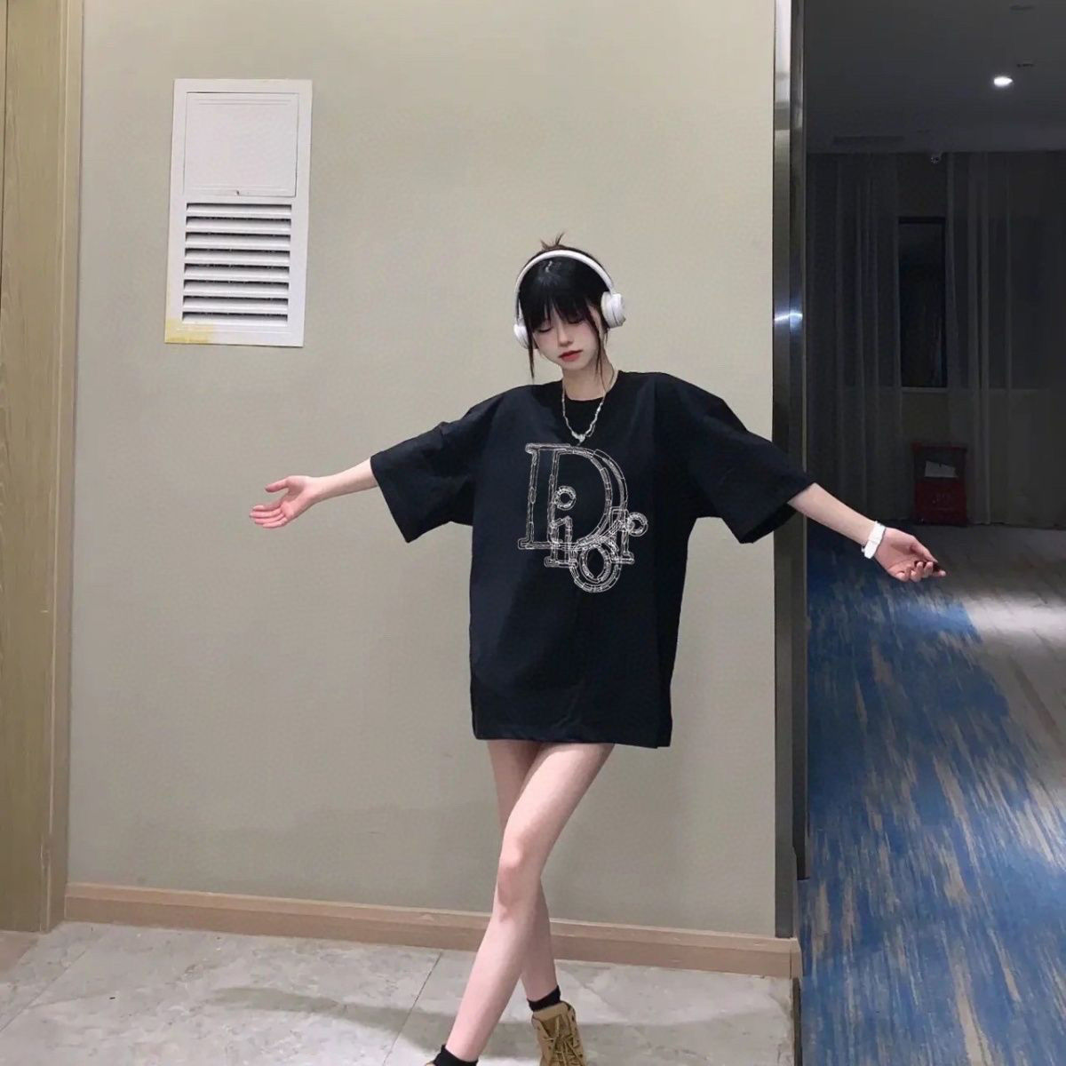 【DIOR】（ディオール）半袖 男女兼用、ご好評に付き再入荷！