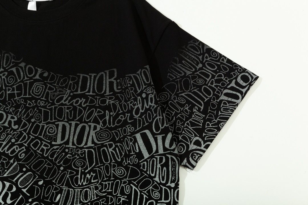 【 DIOR 公式旗艦店】ディオール Tシャツ ご好評に付き再入荷！