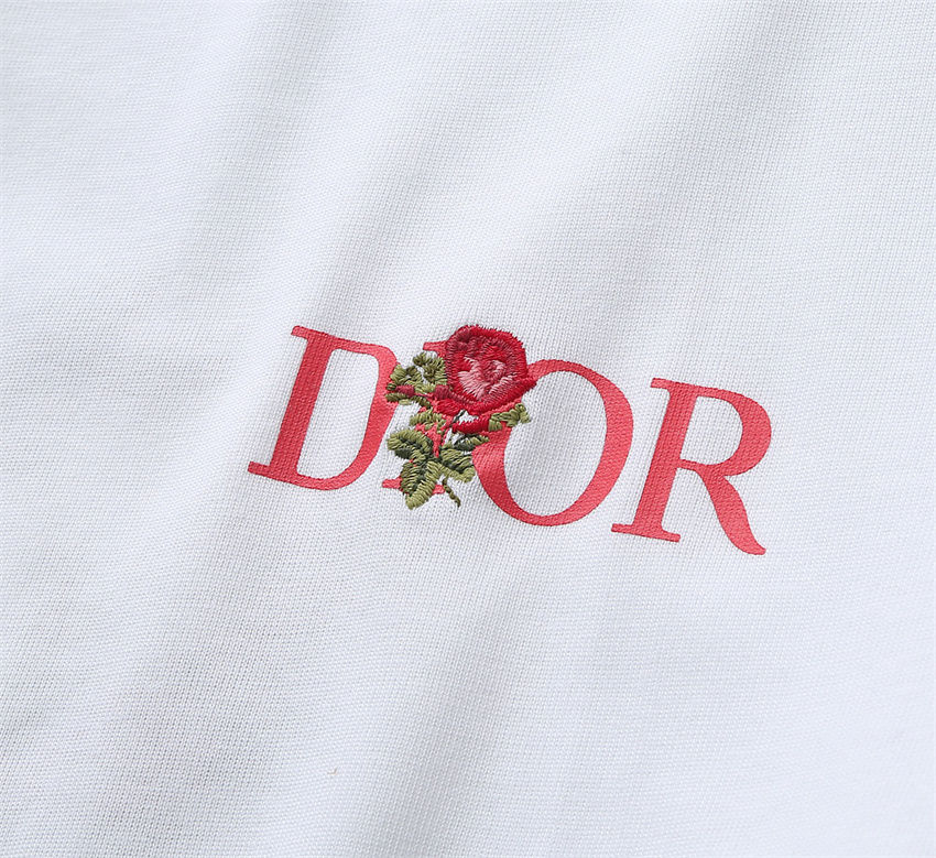 【 DIOR 公式旗艦店】ディオール Tシャツ ご好評に付き再入荷！