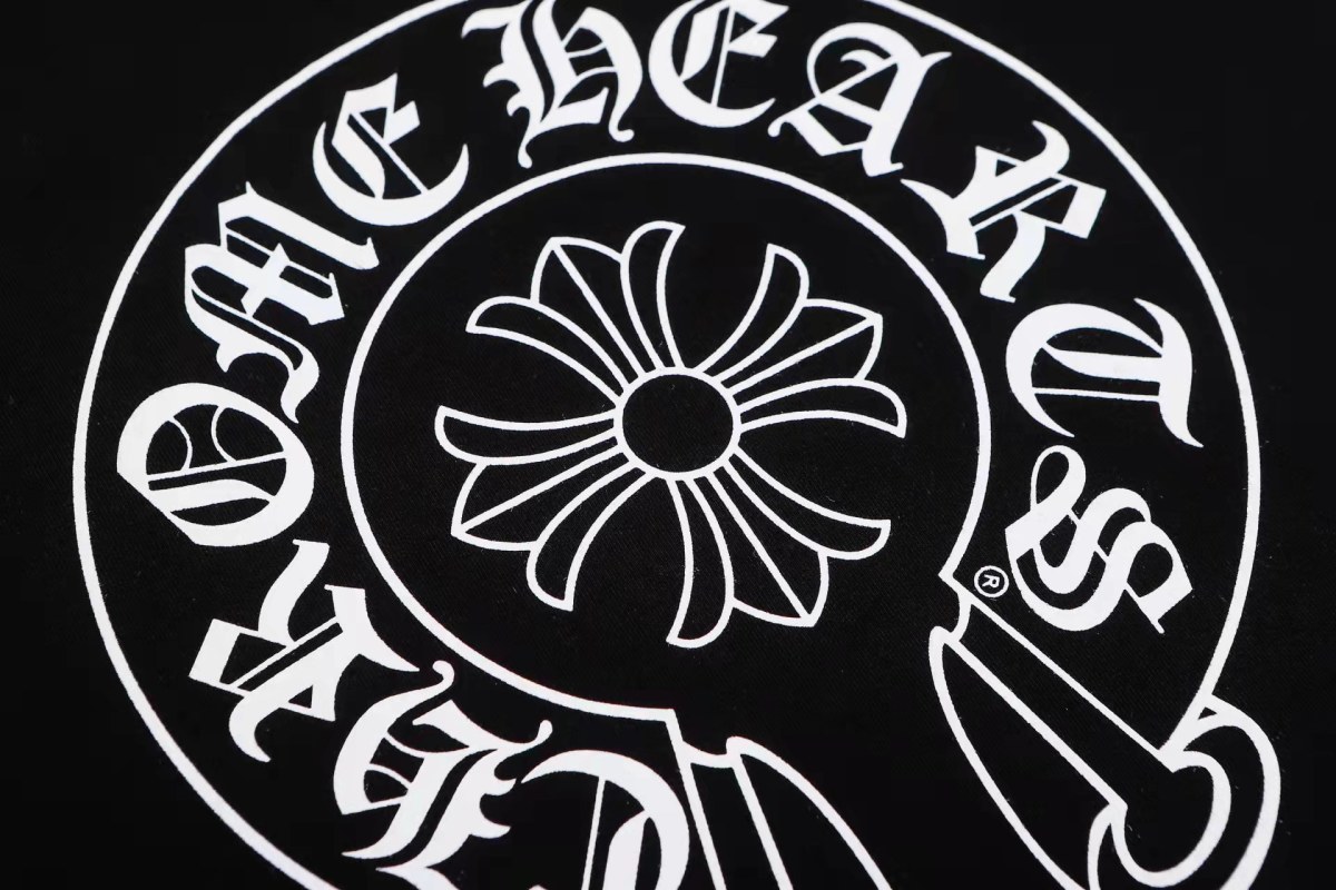 【CHROME HEARTS 公式旗艦店】クロムハーツ Tシャツ ご好評に付き再入荷！