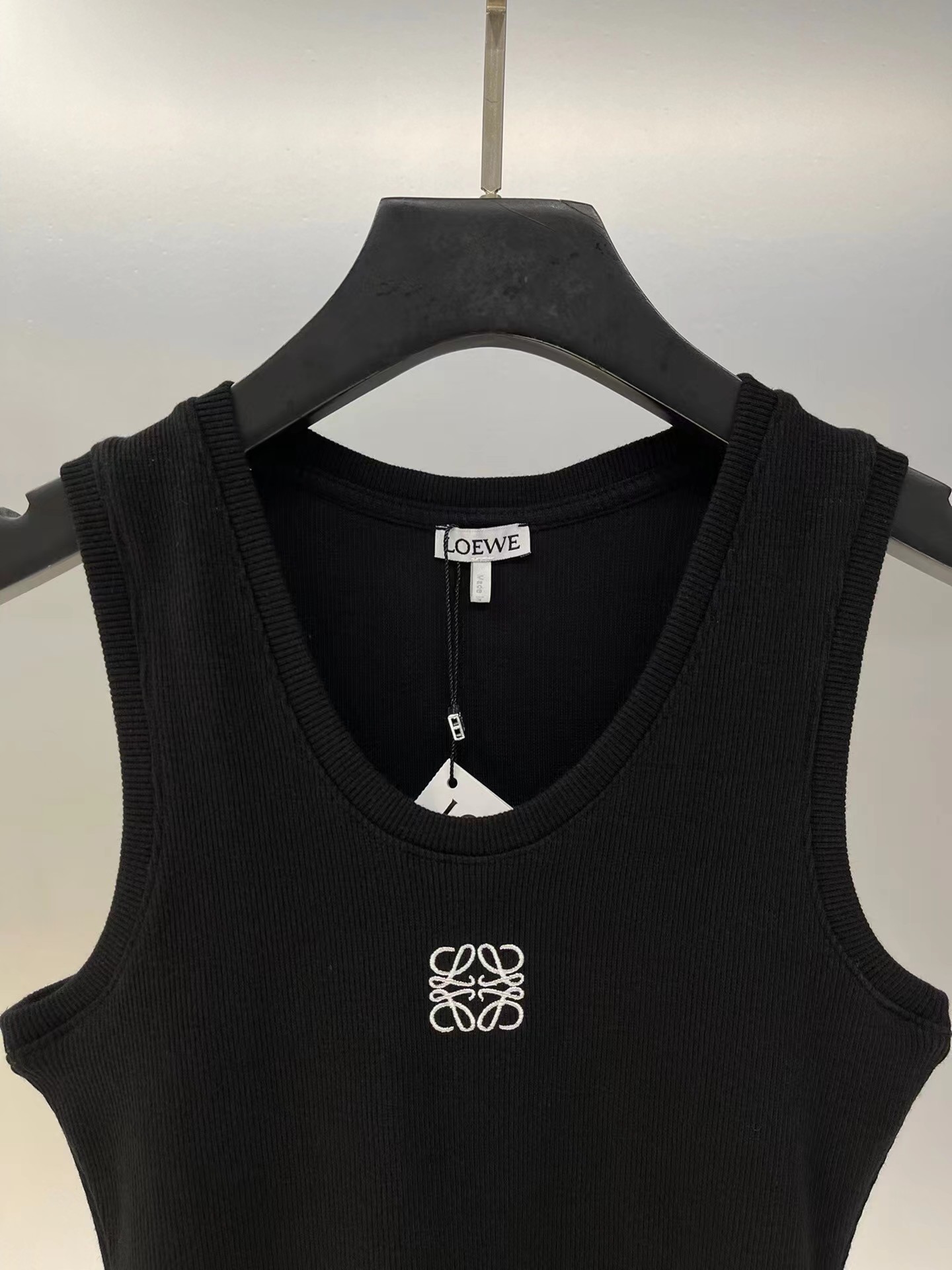 人気商品！【LOEWE 公式旗艦店】（ロエベ）2024夏新作刺繍ベスト