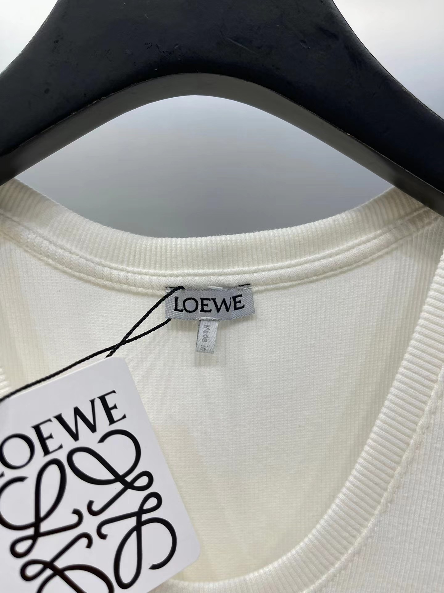 人気商品！【LOEWE 公式旗艦店】（ロエベ）2024夏新作刺繍ベスト