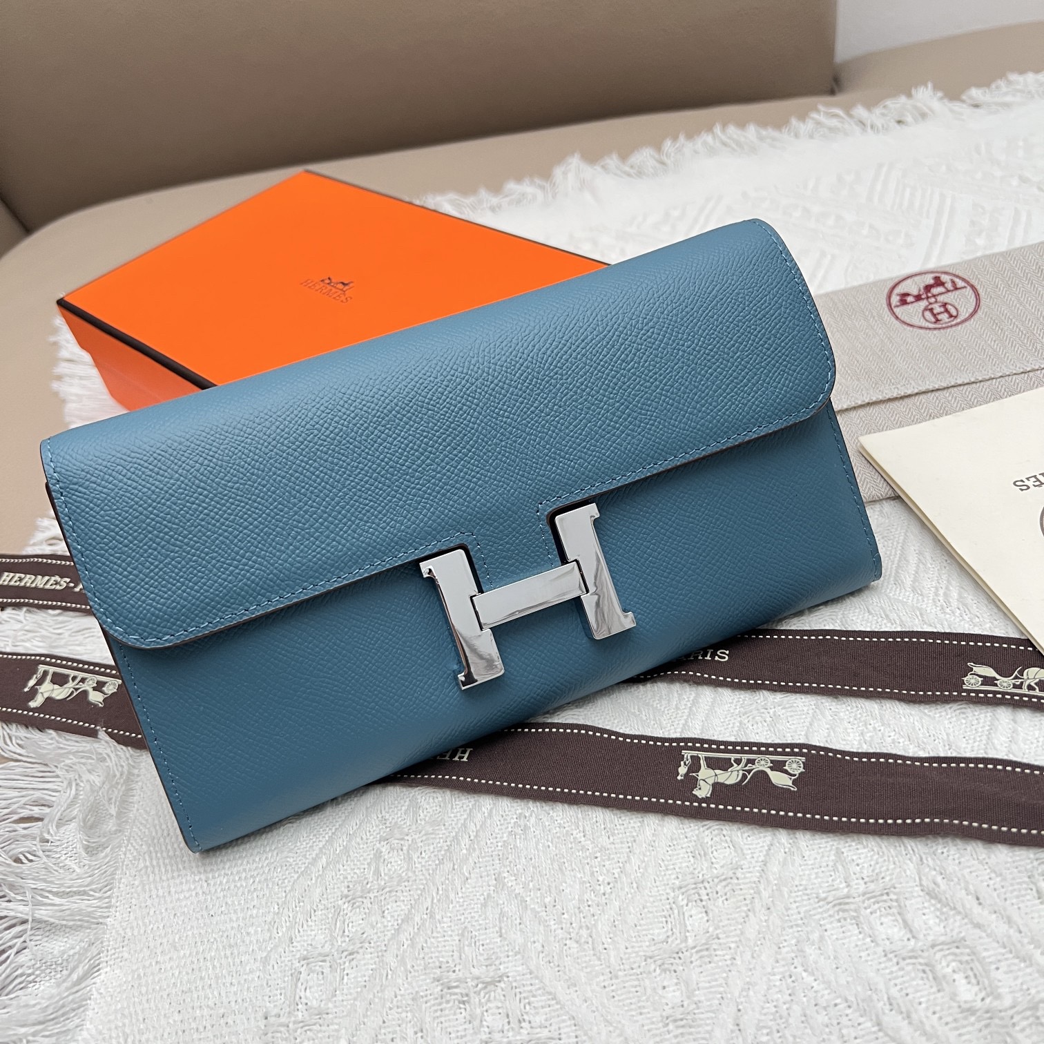 HERMES Constance To Go バックル付きシルバーエプソン牛革クラッチウォレットカードケース