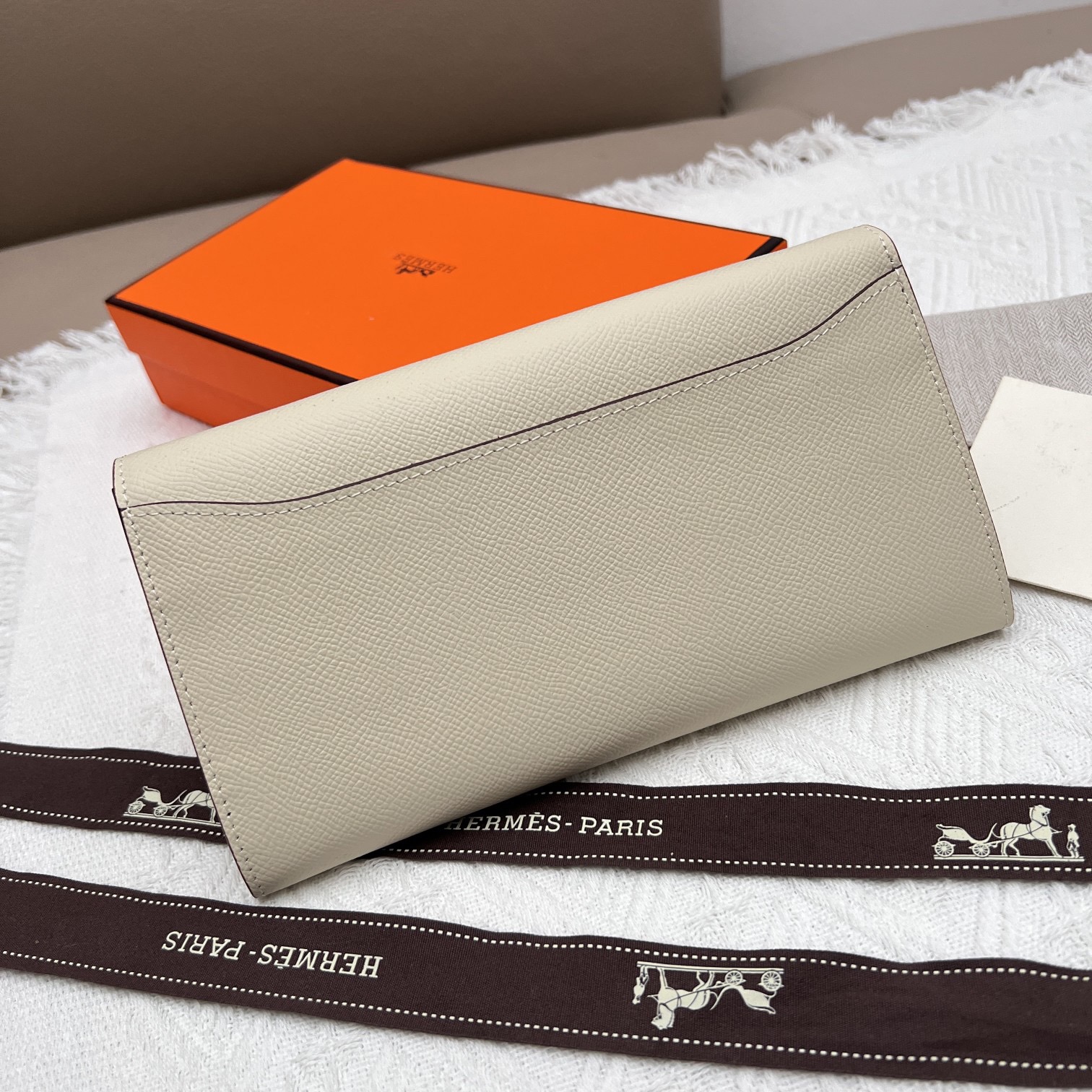 HERMES Constance To Go バックル付きシルバーエプソン牛革クラッチウォレットカードケース