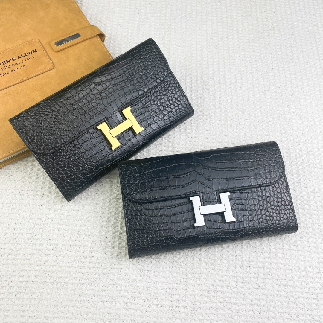 Hermes(エルメス)Constance Long Wallet 財布とクラッチバッグ