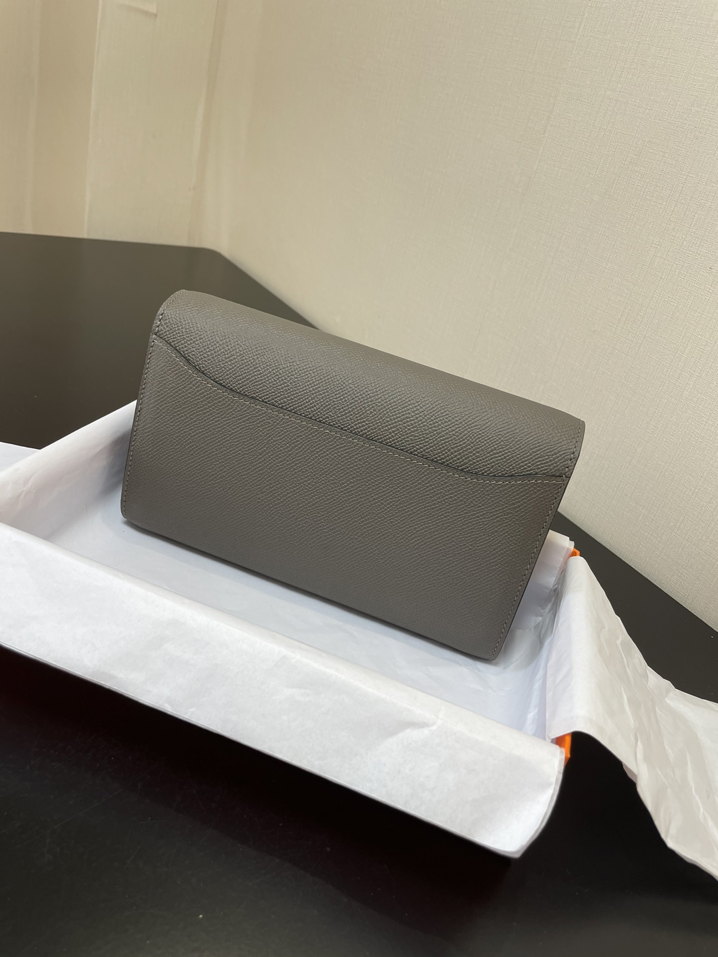 HERMES Constance To Go バックル付きシルバーエプソン牛革クラッチウォレットカードケース