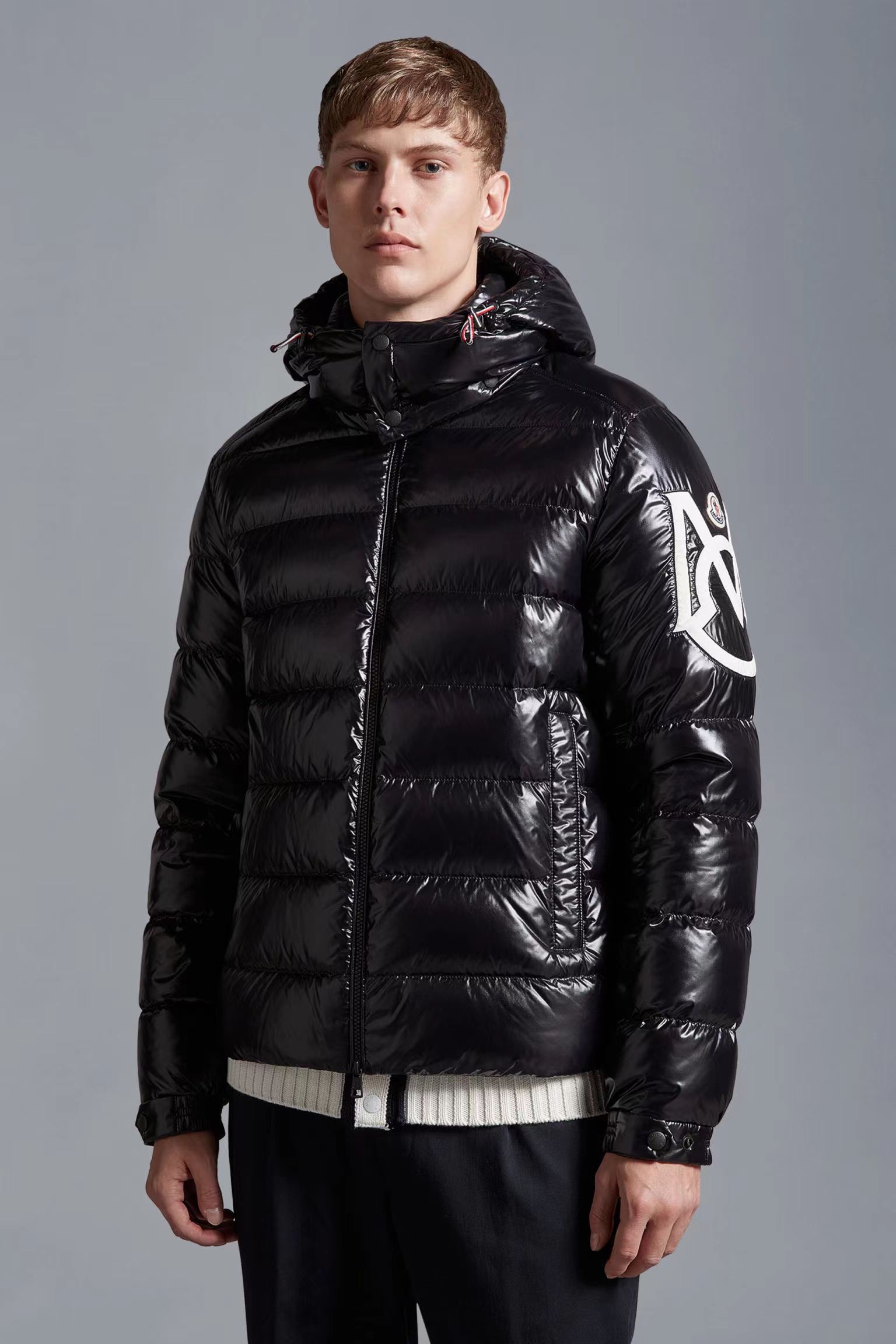 【公式認定ストア】MONCLER  Saulx モンクレール 定番ダウンコート 限定発売中！多くの著名人やセレブに愛用されています! 爆買い！即完売必至
