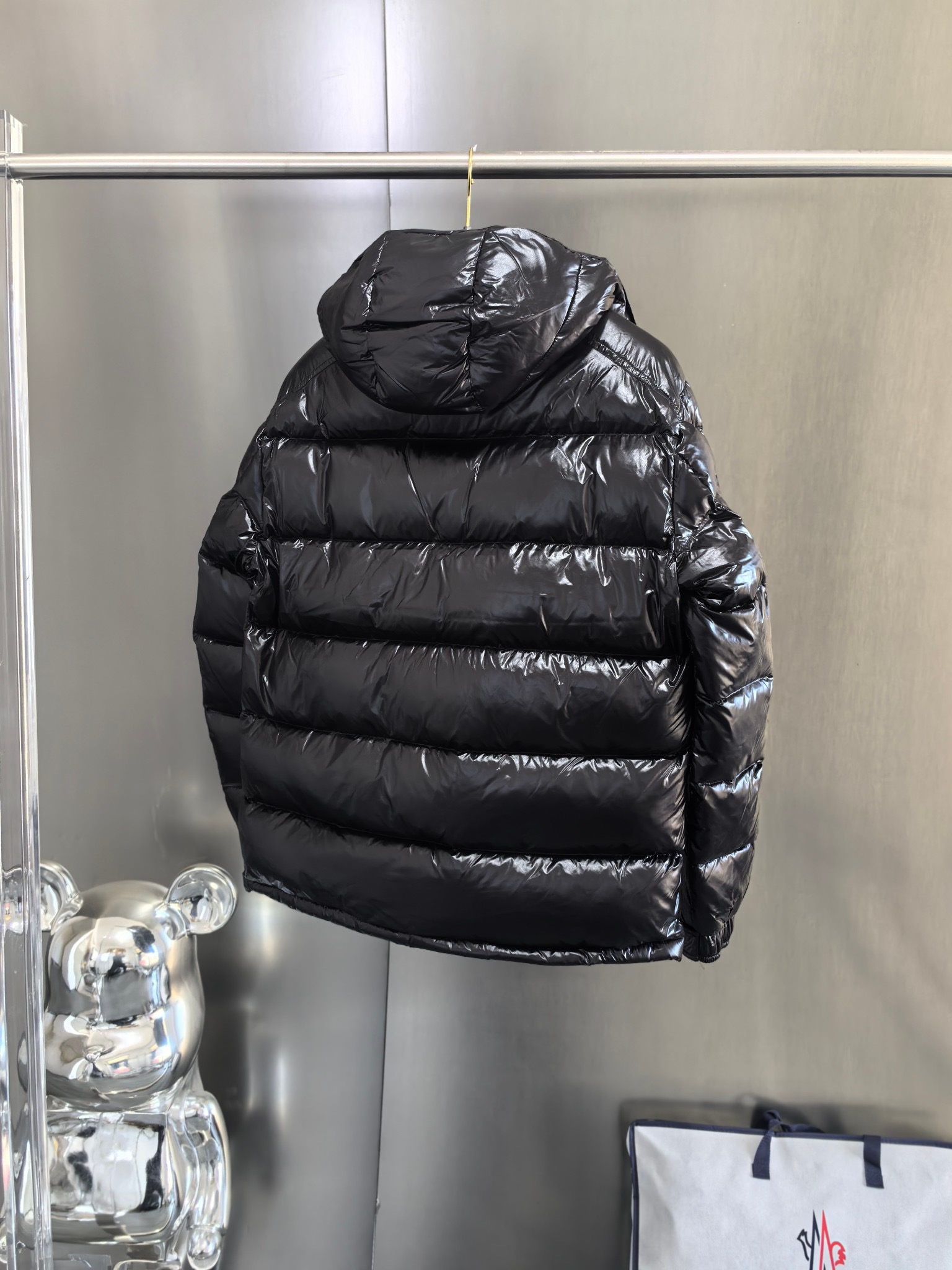 【公式認定ストア】MONCLERモンクレール 定番ダウンコート 限定発売中！多くの著名人やセレブに愛用されています! 爆買い！即完売必至 MAYA（ユニセックス）