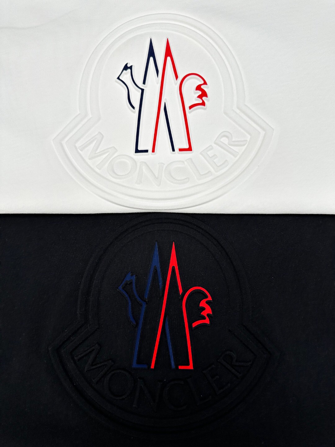 【Moncler 】（モンクレール）胸の刺繍 半袖 男女兼用Tシャツ