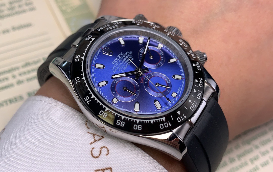 ROLEX（ロレックス）機械式腕時計 デイトナ ジェムブルー  40MM 腕時計