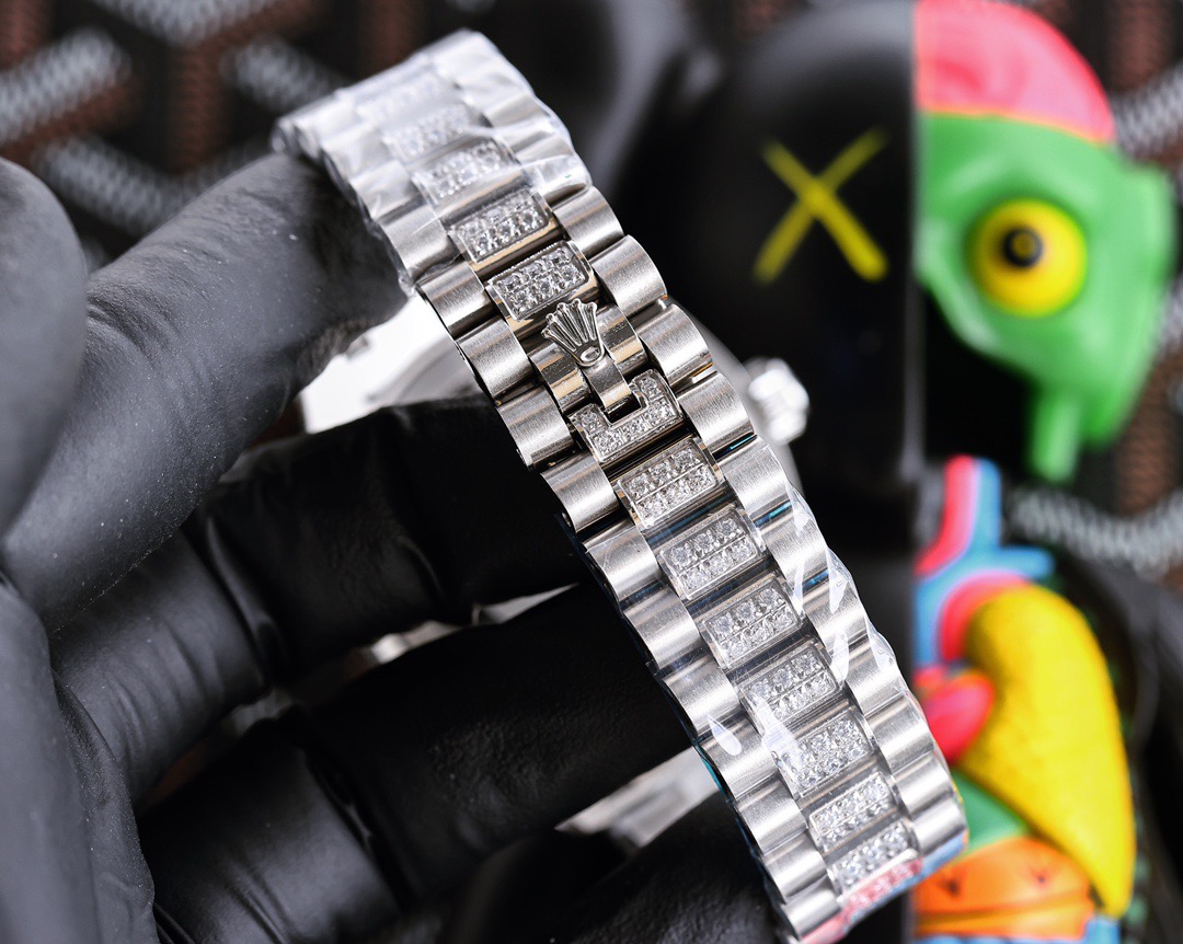 Rolex ロレックス 2025年新作 デイトナ 機械式腕時計 ダイヤモンド装飾シリーズ