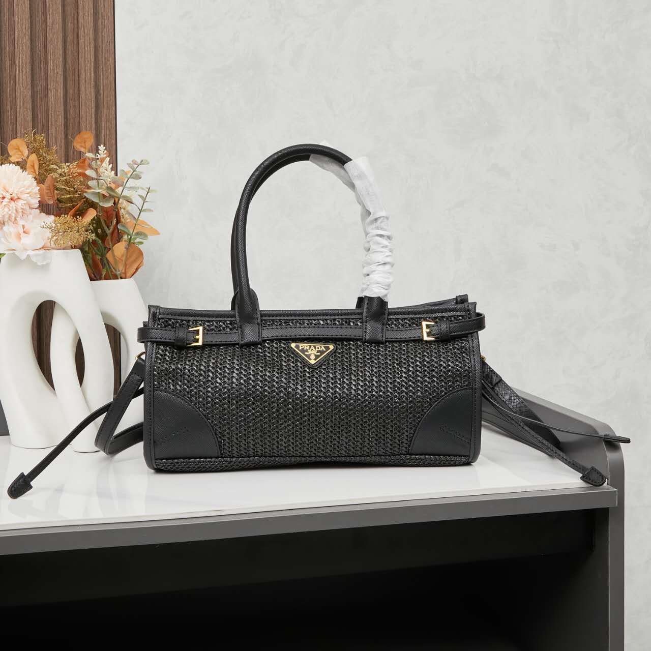 PRADA バッグ 編み込みバッグ ラタンバッグ ビーチバッグ