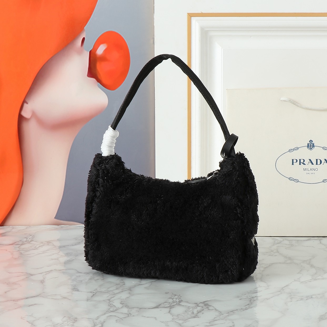 PRADA Re-Edition 2000 ソフトテリー ミニハンドバッグ ふわふわホーボーバッグ