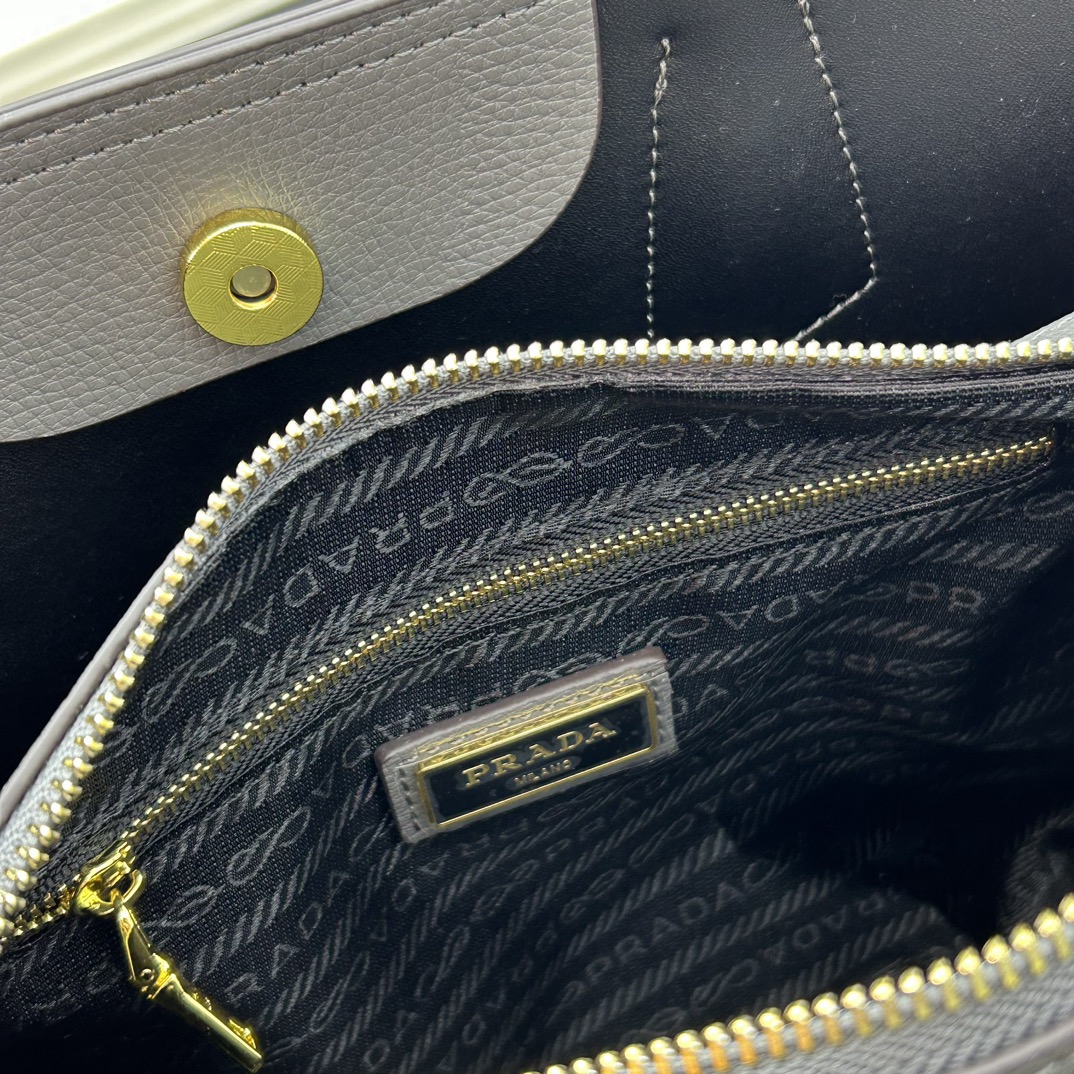 PRADA 親子バッグ🎉最新大ヒットモデル🎉、ガレリア ハンドバッグ レディース