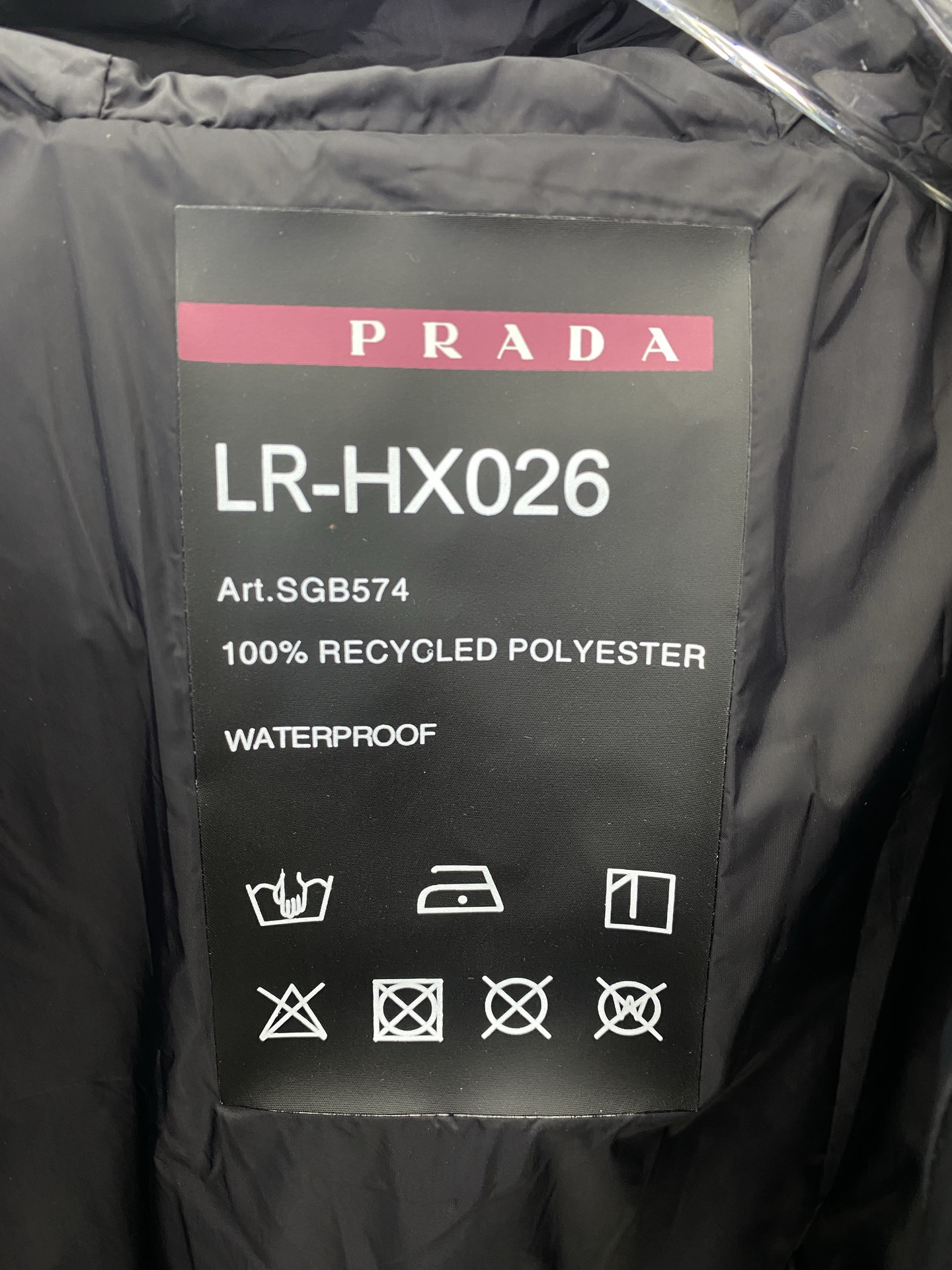 PRADAプラダ 冬のダウンジャケット 旬の新作 90%ホワイトダックダウンユニセックスMONCLER