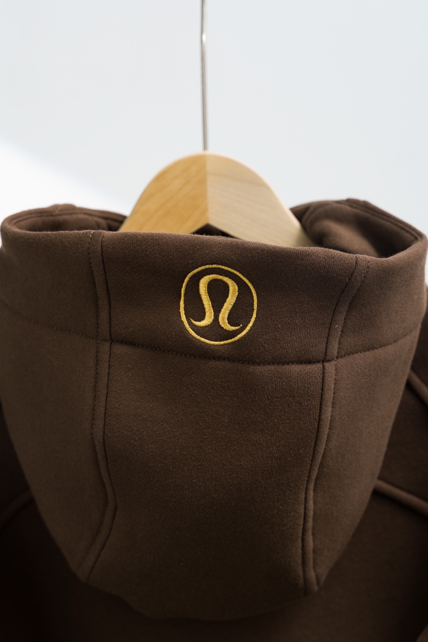 【人気商品】Lululemon（ルルレモン） Scuba ジップアップ スポーツフーディー レディース スリムフィットジャケット MONCLER